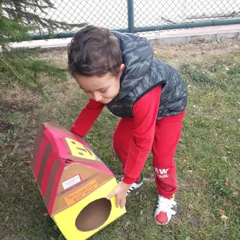 Sokak Hayvanlarına Barınak Yaptık