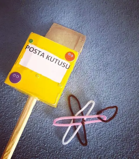 Posta Kutumuza Bir Hava Atomu Geldi