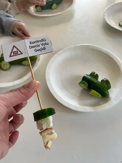 STEM: Trafik Kurallarını Keşfediyoruz