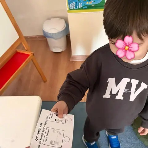 İnsan Hakları Günü'nde Oy Kullandık